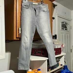 3/$30 GAP 1969 Best Girlfriend Jeans Size 30 Regular Gray Mildly Distressed